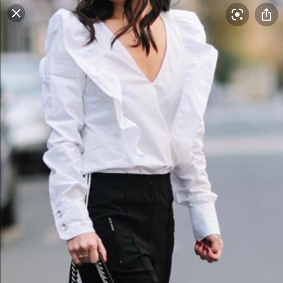 Zara Tops - 💄NWT Zara blouse💄